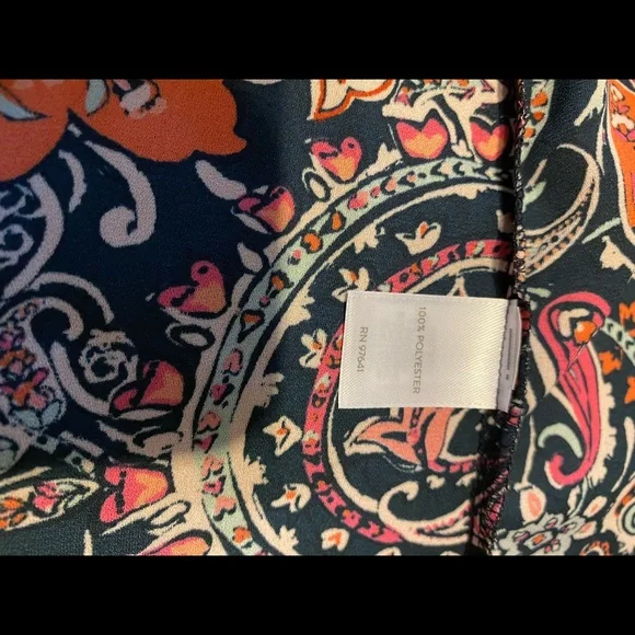 NWT J Jill poly blouse with flounce 3/4 sleeve floral print LP - Picture 3 of 9